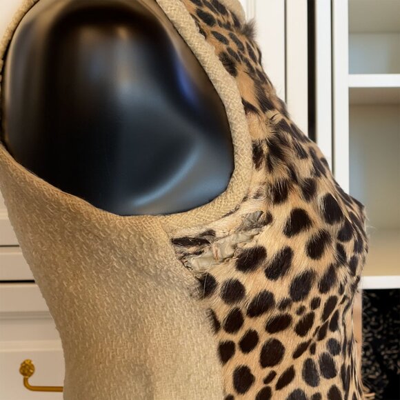 Vintage Genuine Ocelot Fur Collared Jacket with Matching Fur Top - Picture 15 of 16